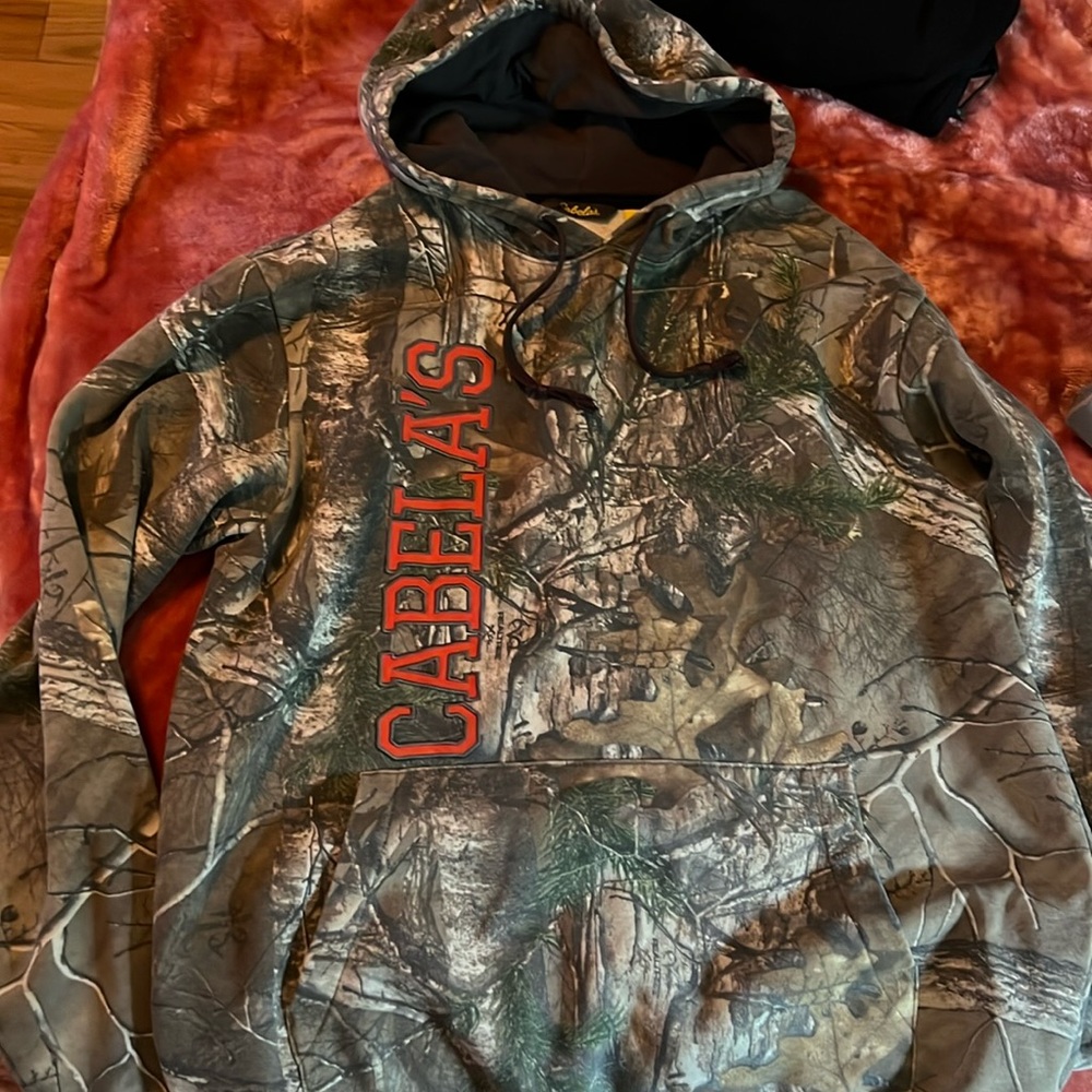 Cabela’s logo camo hoodie